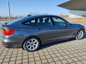BMW 320 GT Гран Туризмо 2016 (5 фото из 15)