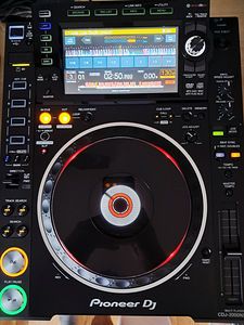 Pioneer DJ CDJ-2000NXS2 (2 foto / 6)