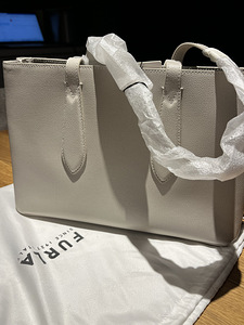 Furla käekott (3 foto / 3)