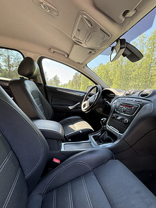 Ford Mondeo 2.0 107kW (9 foto / 9)