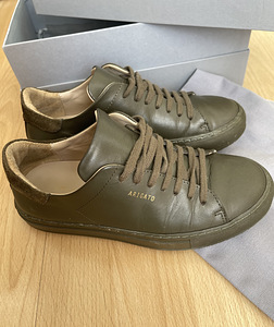AXEL ARIGATO Sneakers (5 foto / 8)