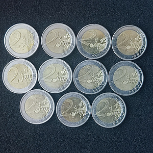 Обмен монет 2 € (8 фото из 10)