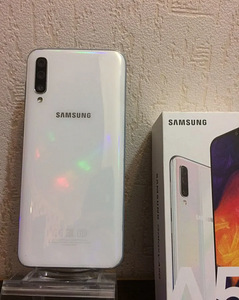 Samsung galexy a50 (4 foto / 4)