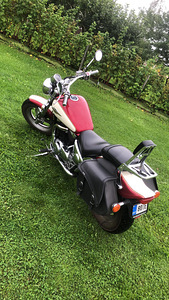 Suzuki VZ800 Marauder 1999 (4 foto / 4)
