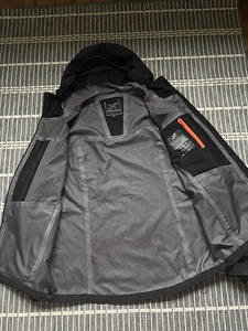 Revolution Race Hupershell Pro (4 foto / 6)