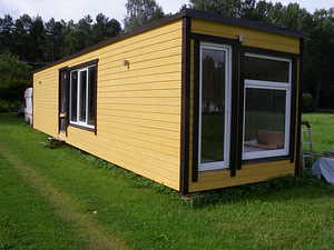 Контейнерный дом (2 фото из 3)