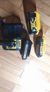 Juhtmeta tööriistad DeWALT (6 foto / 6)