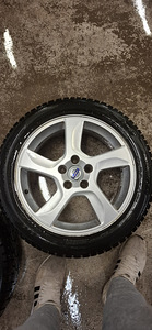 Volvo диски R17 Hankook i pike rs2 (3 фото из 6)