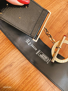 Ремень Versace (2 фото из 4)