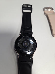 Samsung Watch4 BT 40mm (1 foto / 5)