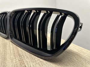 BMW F10/F11 mustad neerud (3 foto / 3)