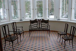 Ilus mööbel antiiksed toolid (1 foto / 5)
