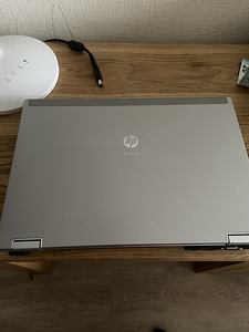 Hp EliteBook 8440p (2 foto / 2)