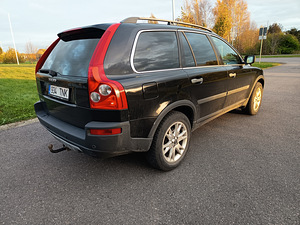 Volvo (6 foto / 8)