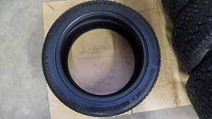 Шины, зимние шины Continental IceContact 2 275/45 R20 (3 фото из 4)