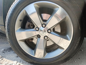 Velgede poleerimine ja värvimine, autokosmeetika (8 foto / 9)