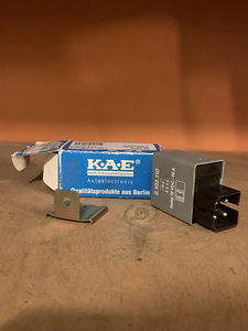 Kaehler pearelee OE Kood:3545803 Volvo (1 foto / 3)