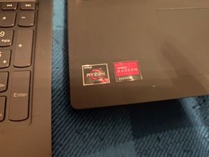 Varuosadeks 2 lenovot iseapad5 ja v15-ADA (2 foto / 3)