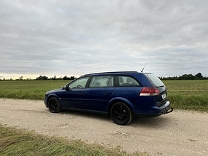 Opel Vectra (4 фото из 9)