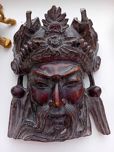 Винтажная азиатская деревянная маска божества императора
