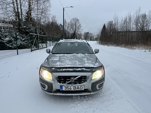 M/V Volvo xc70 2.4d 136kw (1 foto / 11)