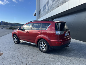 Mitsubishi Outlander 2012 (4 фото из 15)
