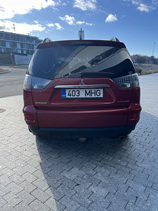 Mitsubishi Outlander 2012 (6 фото из 15)