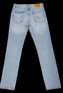 Джинсы LEVI’s (3 фото из 3)