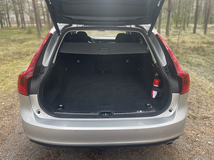 Volvo V90 (9 фото из 15)