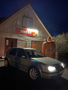 M/V vw golf 4 1.9tdi 66kw (5 foto / 6)