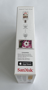 SanDisk iXpand Flash Drive 32GB (4 foto / 4)