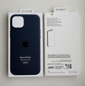 Apple iPhone 15 Plus Silicone Case with Magsafe (5 foto / 5)