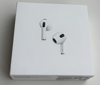 Apple AirPods 3 with Lightning Charging Case