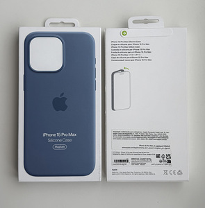 Apple iPhone 15 Pro Max Silicone Case with Magsafe (6 foto / 6)