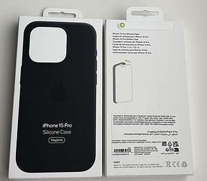 Apple iPhone 15 Silicone Case with Magsafe (2 foto / 4)