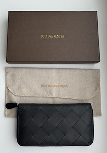 Bottega Veneta Intrecciato Zip Around Wallet , Black (1 foto / 2)