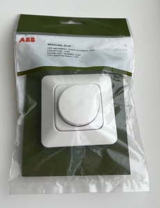 ABB Led Regulator 2-100va 6523ujgl-214p (1 foto / 2)