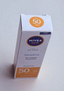 Nivea UV Face Sensitive Sun Allergy Protection (5 foto / 5)