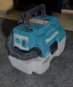 Makita DVC750L akutoitega tolmuimeja (2 foto / 2)