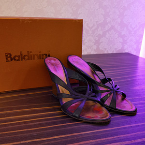 Kingad Itaaliast -80% Cavalli, Baldinini ... (2 foto / 10)