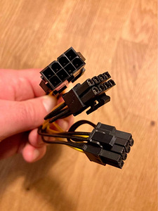 EPS CPU splitter kaabel to dual 6+2 pin minerile (UUS) (2 foto / 2)