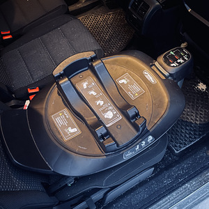 Nuna Next turvatool ja Isofix (7 foto / 7)