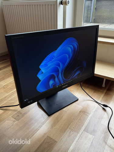 24” Samsung S24A450B monitor
