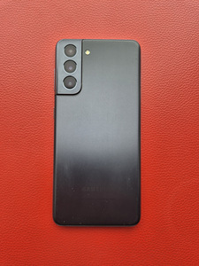 Samsung Galaxy S21 (4 foto / 10)