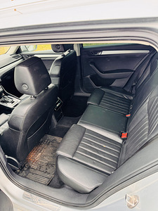Skoda superb 2.0d 110kw (8 foto / 12)