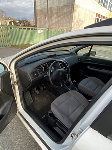 Peugeot 307 SW 2.0hdi 2004a (10 foto / 10)