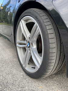 4x BMW 19” Veljed rehvidega Nexen Nfera Su1 (5 foto / 6)