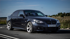 BMW 525d 3.0 145kw 2007a (2 foto / 12)