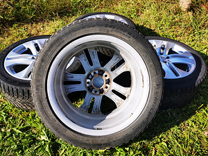 Mercedes original r17+rehvid 245/45 (6 foto / 9)