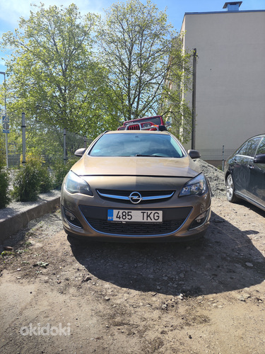 Opel Astra J 2013 (foto #6)